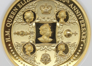 オーストラリア　2026年　2オンス純金貨200ドル　エリザベス2世生誕100周年記念　ピエフォーNGC PF70ULTRA CAMEOFisrt Day of Issue