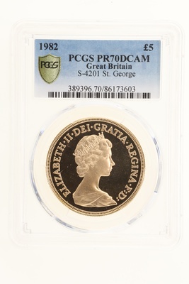 イギリス 1982年 エリザベス 2世 ５ポンド プルーフ 金貨　PR70DCAM 86173603 ヤングレリーフ