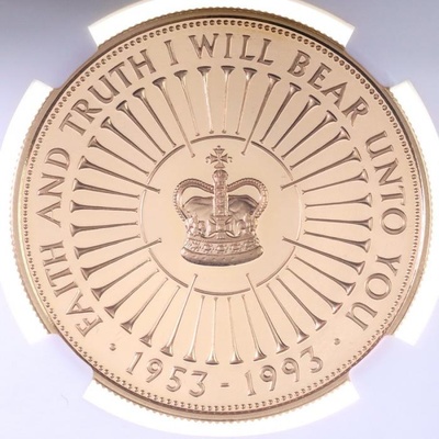 イギリス 1993年 5ポンド プルーフ金貨 エリザベス2世 戴冠40周年記念　NGC PF69 ULTRA CAMEO